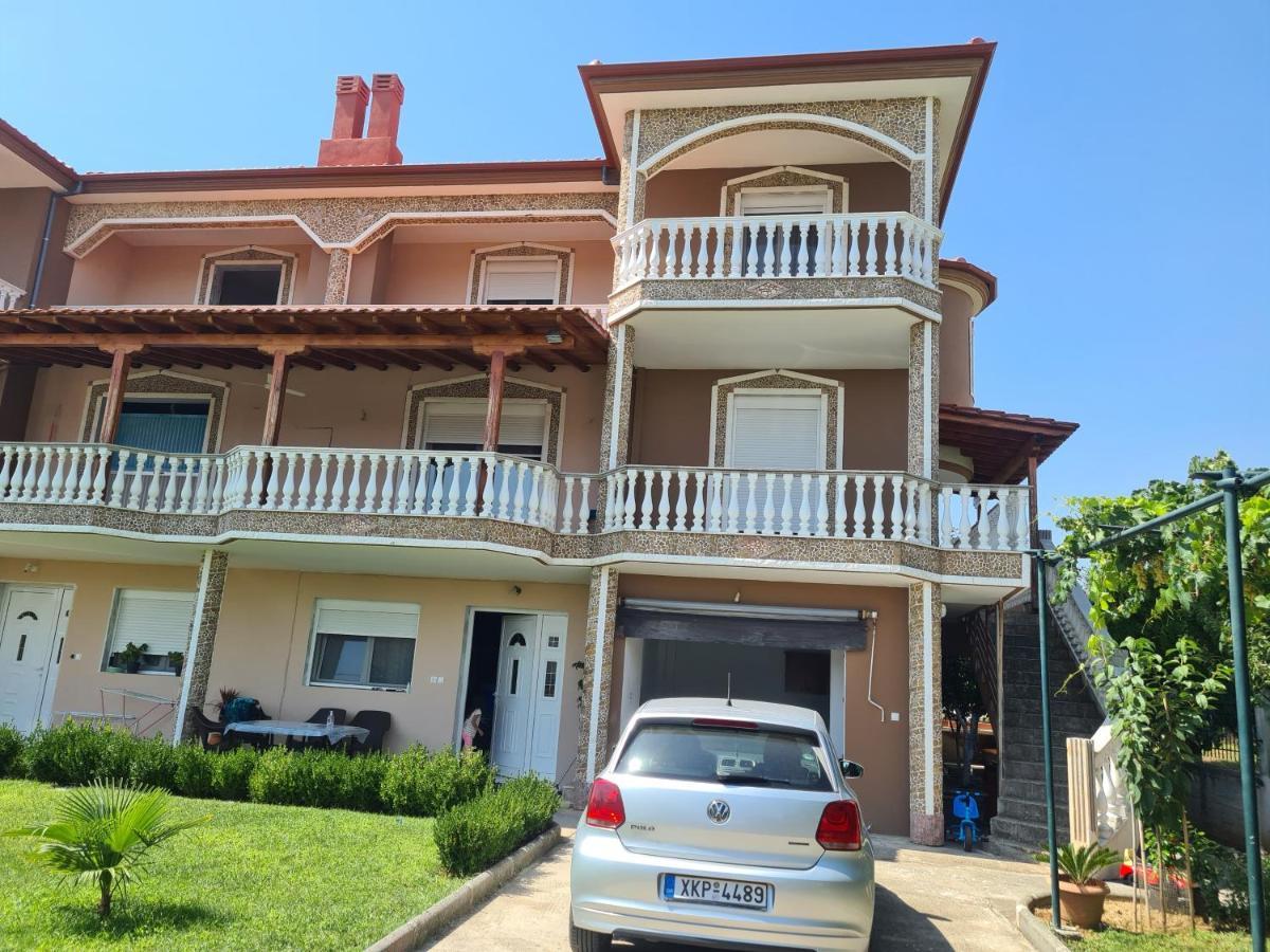 Artemis Villa Portaria  Esterno foto